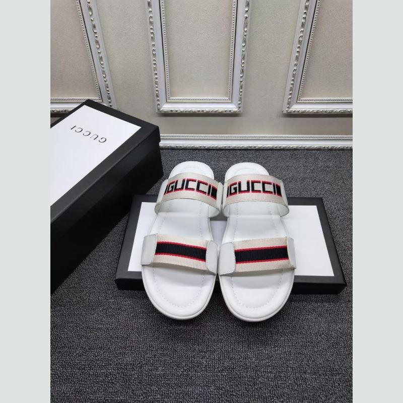 G*u*i slippers